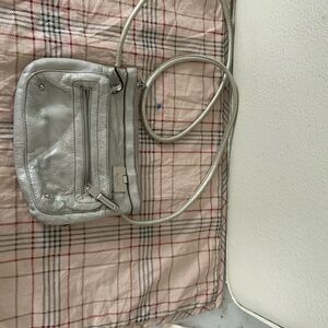 I am selling a Tignanello shoulder bag